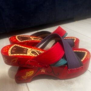 Colorful Platform Sandals Asian Inspired Wood Platform Fabric Straps size 9